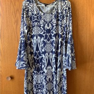 Super cool!  Flowy, sheath style dress with 3/4 bell sleeves.